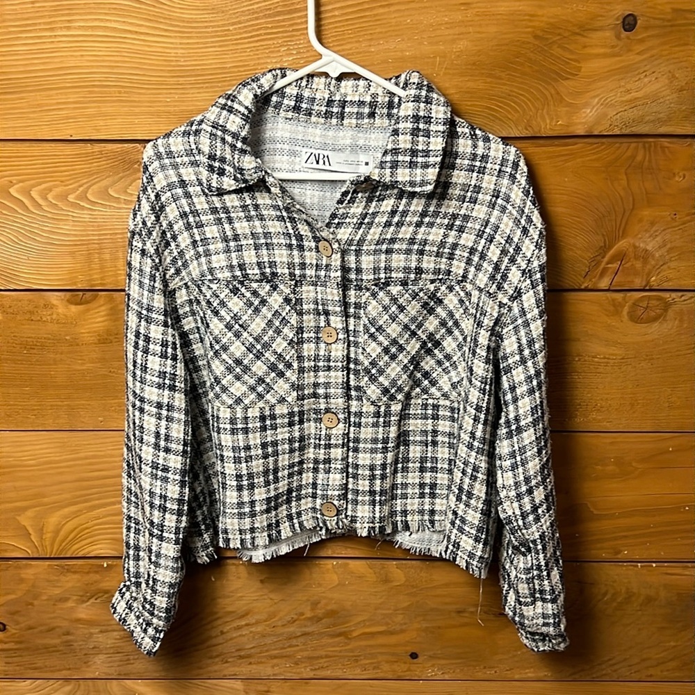 Zara Women’s Plaid Textured Tweed Over‎ shirt Raw hem Button Front OVERSHIRT Lg